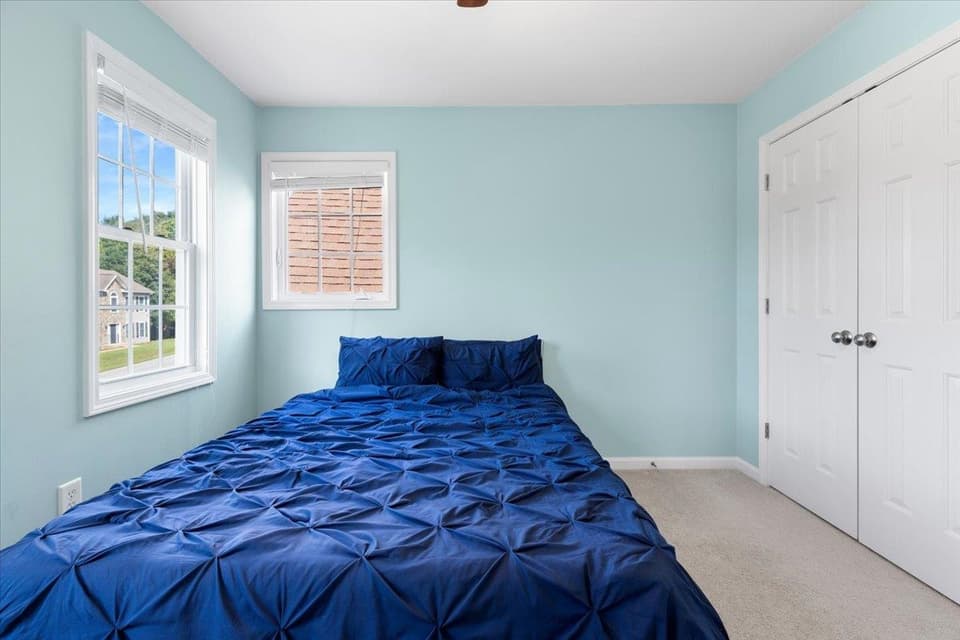 921 Crosscreek Drive, photo 38 of 40