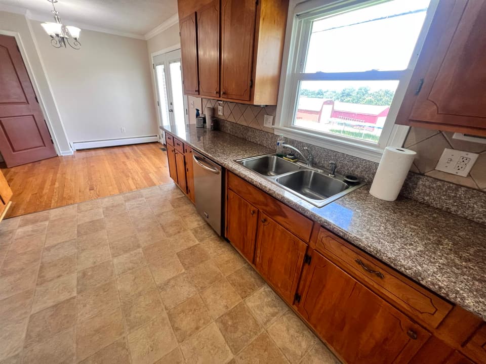 290 Gum Drive, photo 18 of 26