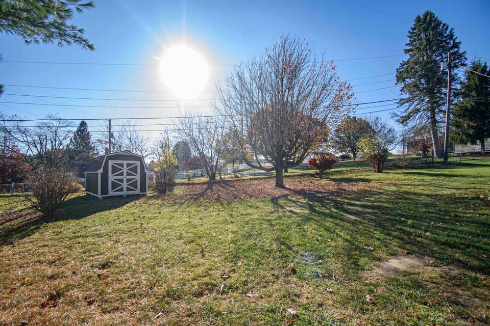 27 Lee Hy Court, photo 4 of 40
