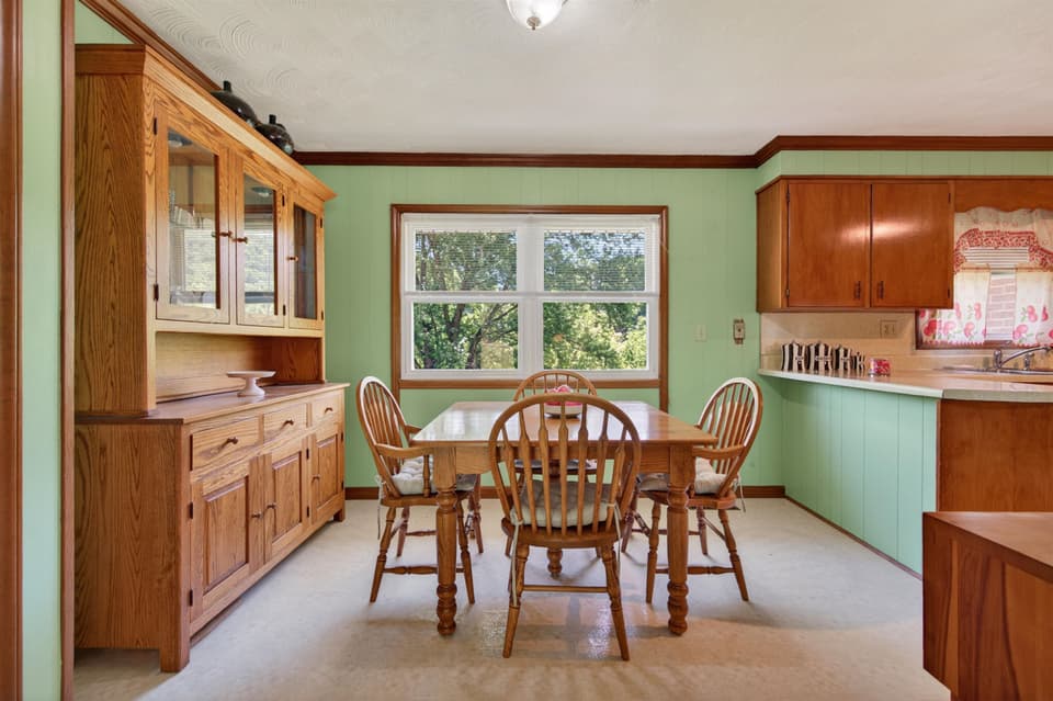 1761 North Fork Road, photo 7 of 40