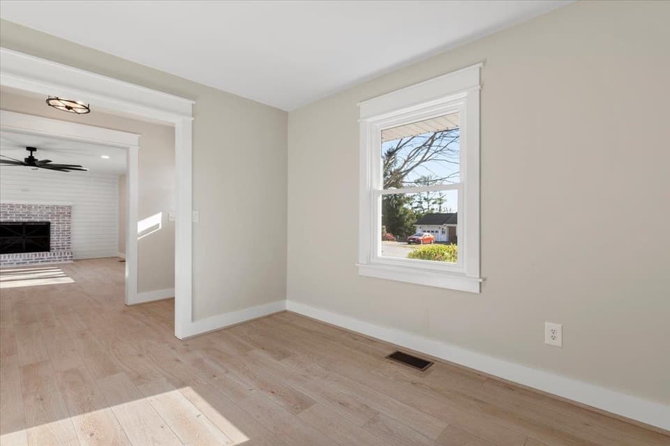 855 Mountain View Drive, photo 18 of 40