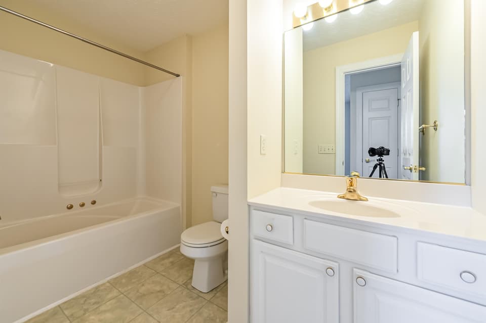 120 Blue Leaf Drive, photo 28 of 40
