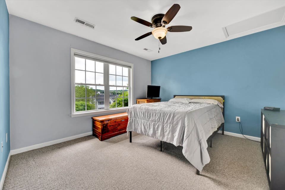 135 Sapphire Avenue, photo 29 of 40