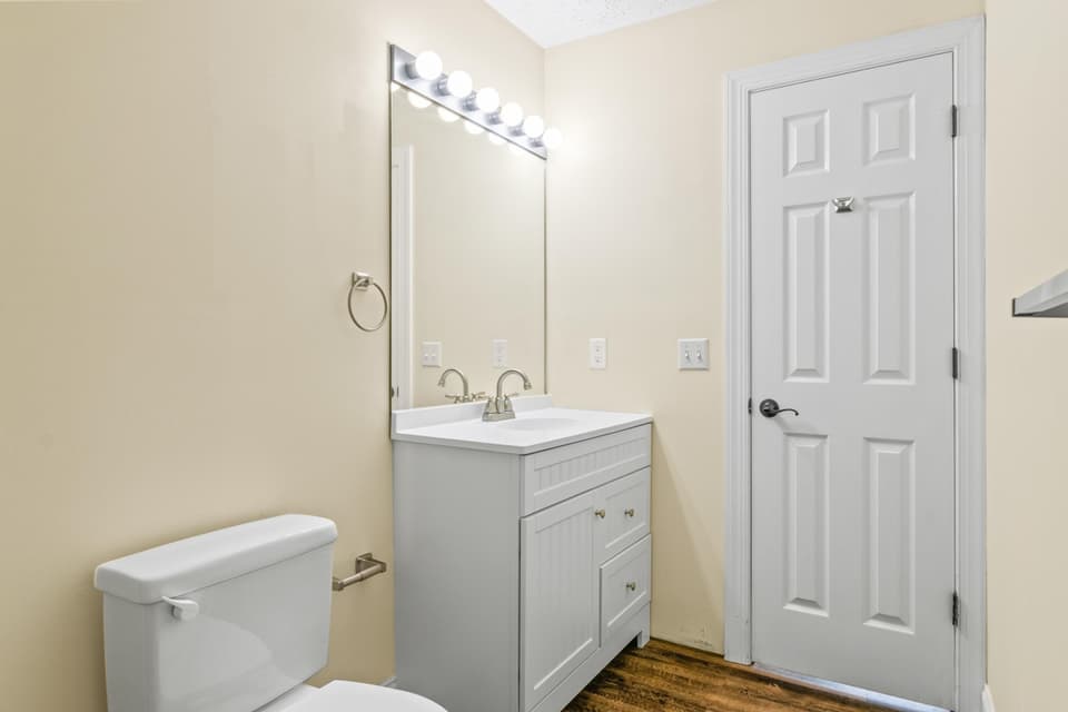 1425 Providence Boulevard, photo 34 of 40