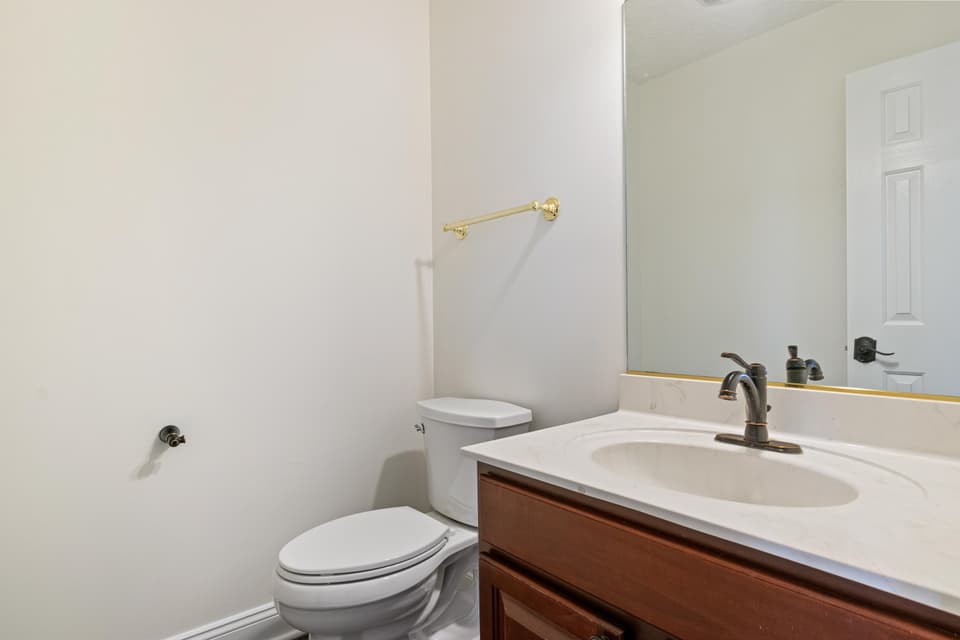 560 Oak Tree Boulevard, photo 22 of 40