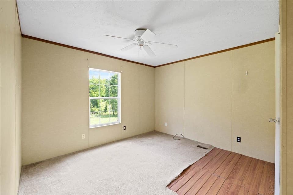 655 Peachtree Hill, photo 19 of 33