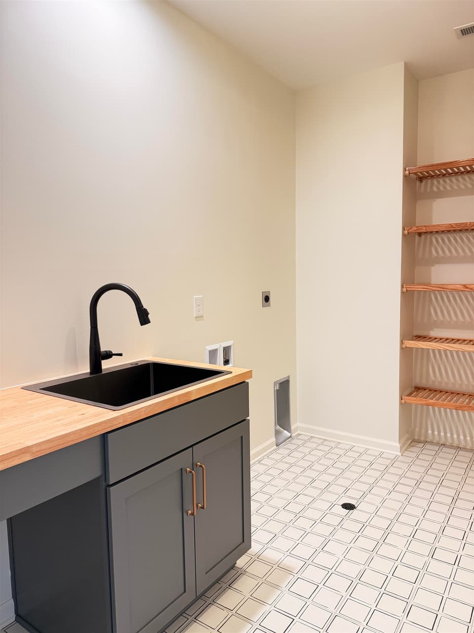 2240 Peakland Way, photo 29 of 40
