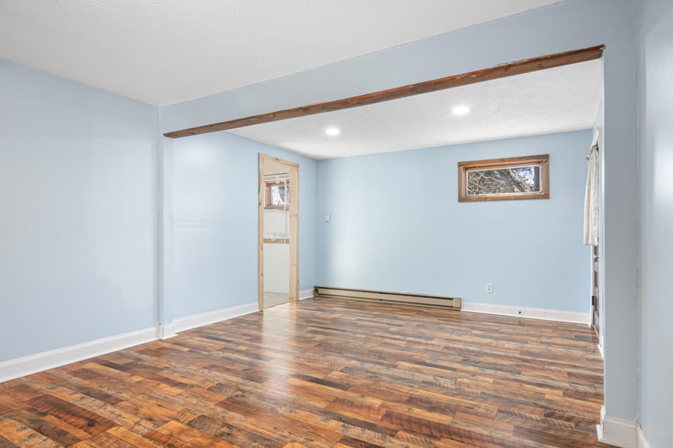622 E Main Street, photo 17 of 36