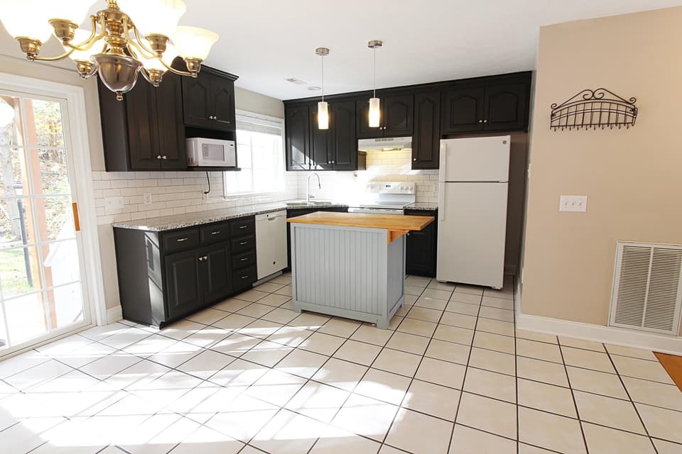 825 Collins Street, photo 8 of 38