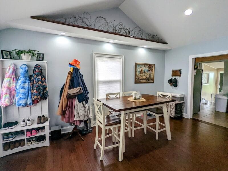 403 Lester Street, photo 37 of 38