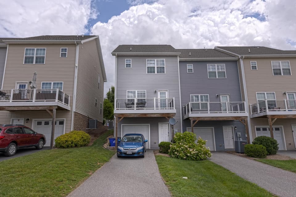 220 Phoenix Boulevard NW, photo 21 of 25
