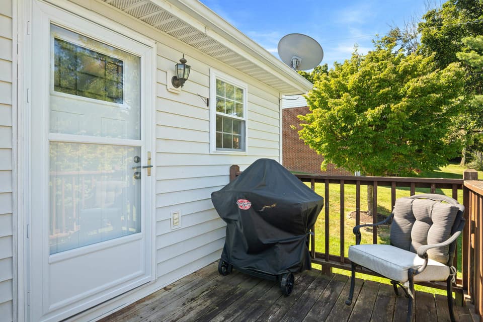 175 Darci Drive SE, photo 22 of 34