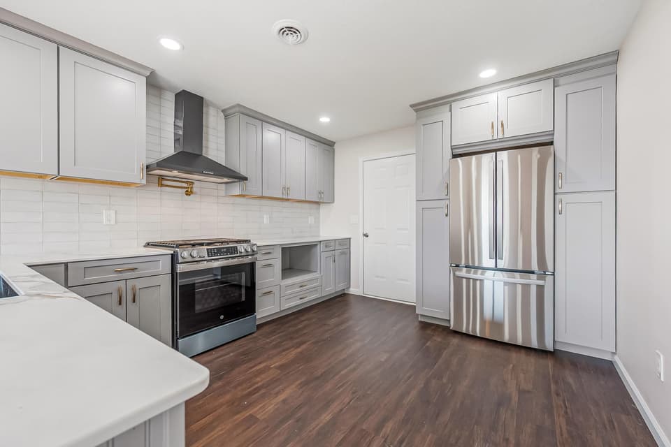 10 Patricia Lane SE, photo 15 of 36
