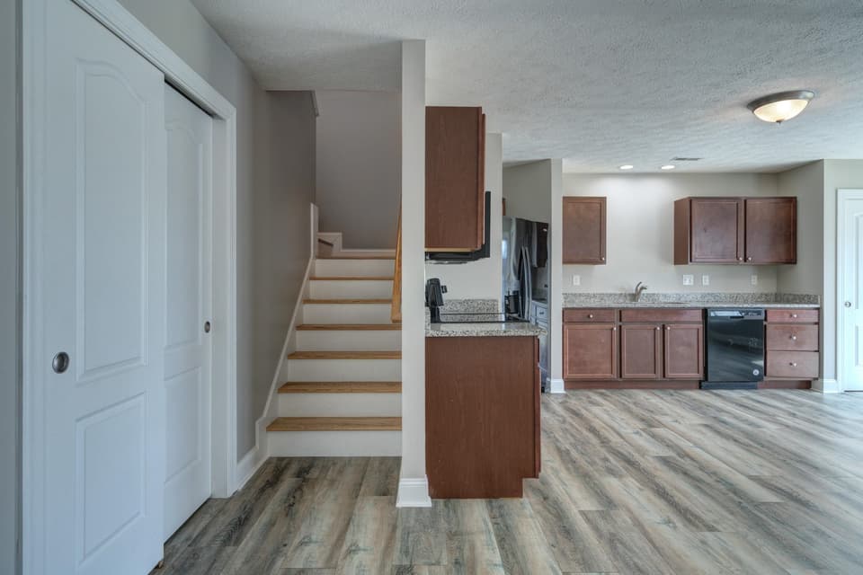 525 Twisted Oak Drive NW, photo 15 of 26