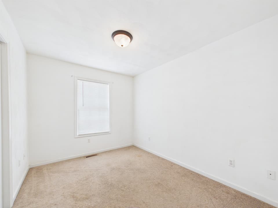 110 Aster Lane, photo 19 of 40