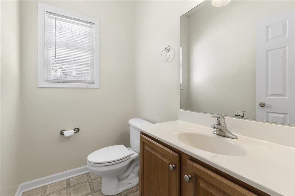 10 Overlook Drive, photo 19 of 40