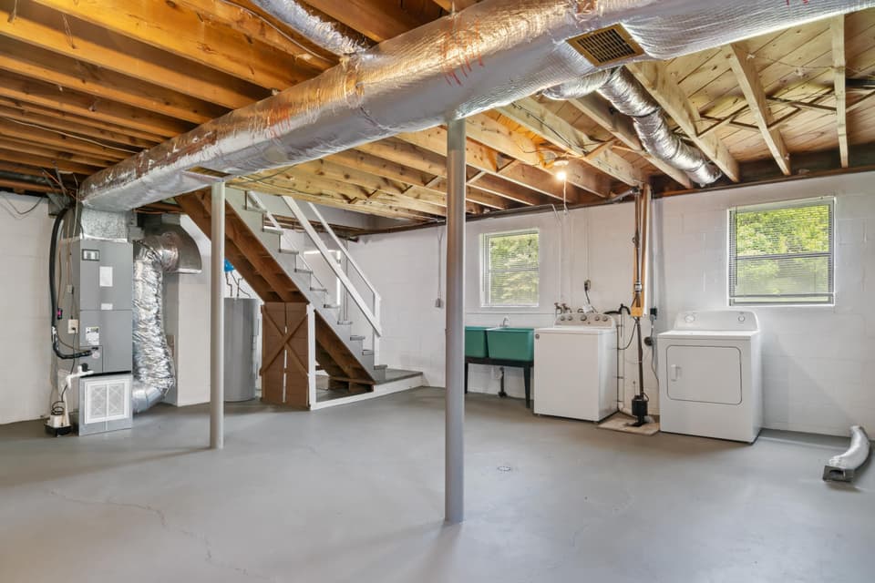 660 Colhoun Street, photo 26 of 35