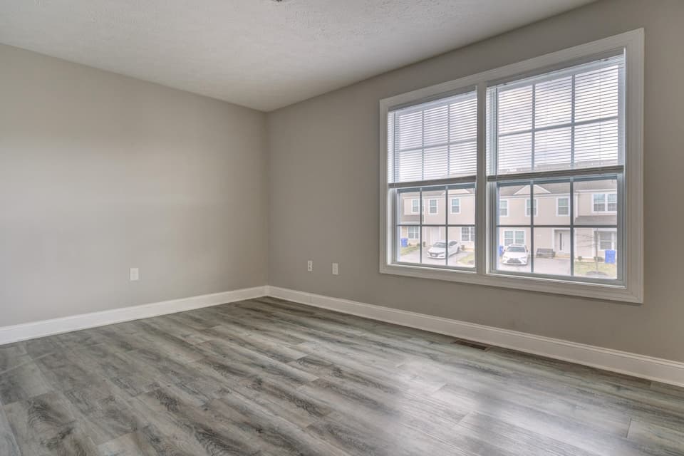 410 Twisted Oak Drive NW, photo 15 of 25
