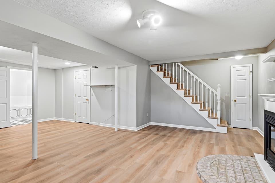 20 Howery Street, photo 35 of 40