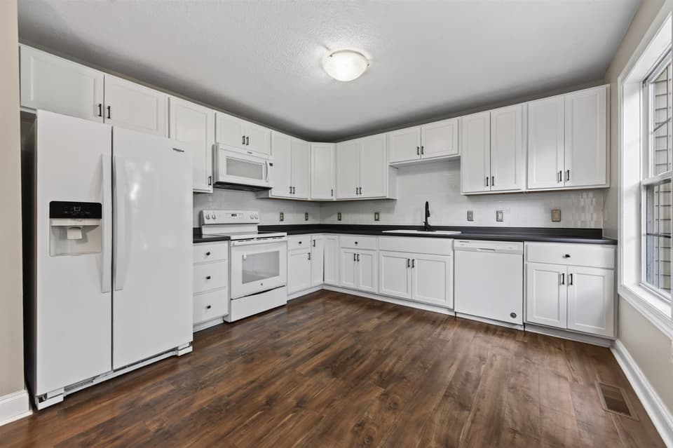 535 Gold Leaf Drive, photo 18 of 40