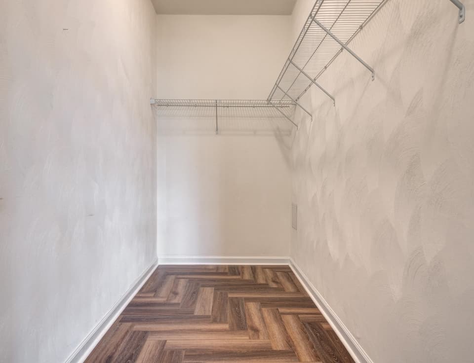 160 Roudabush Drive, photo 20 of 34