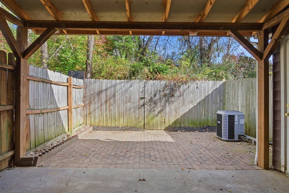 1655 York Drive, photo 27 of 38