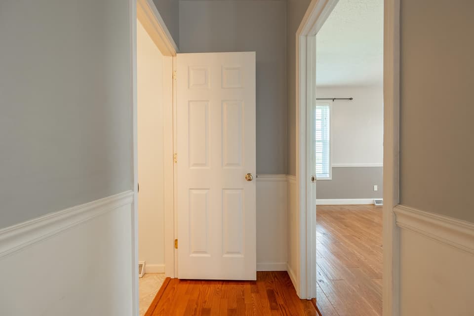 3810 Divine Drive, photo 20 of 40