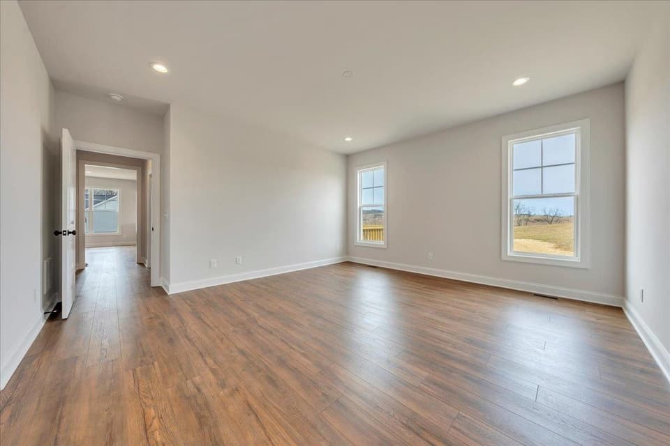 1135 Round Meadow Drive, photo 33 of 40