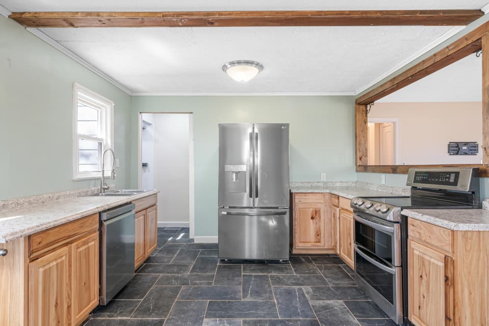622 E Main Street, photo 14 of 36