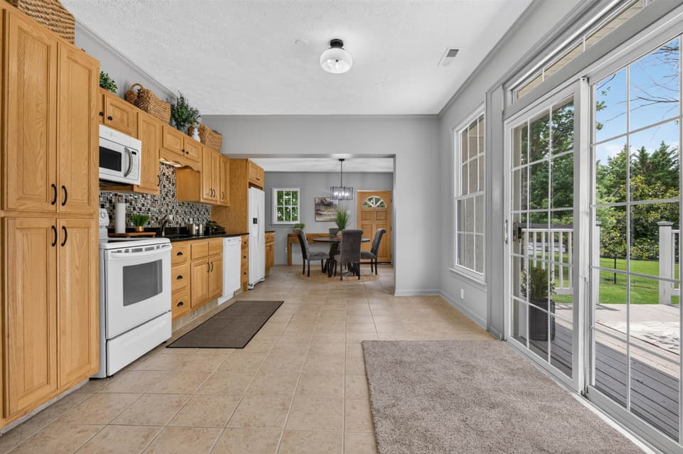 40 S Central Drive, photo 18 of 40