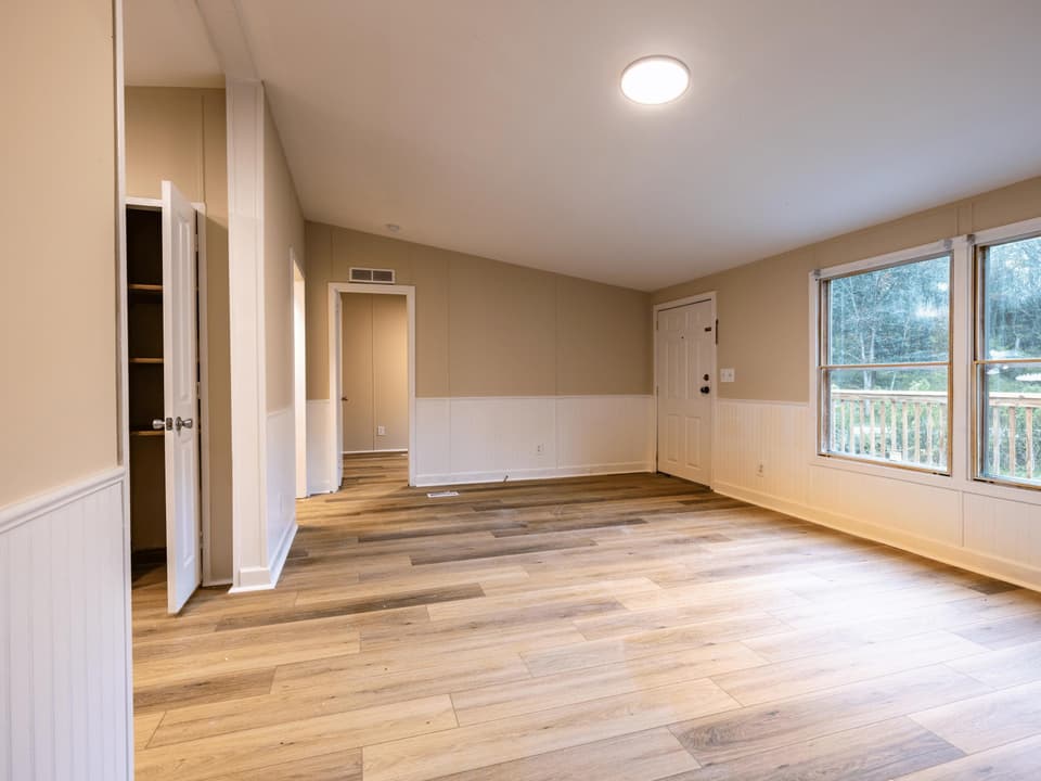 2619 Den Hill Road, photo 10 of 25
