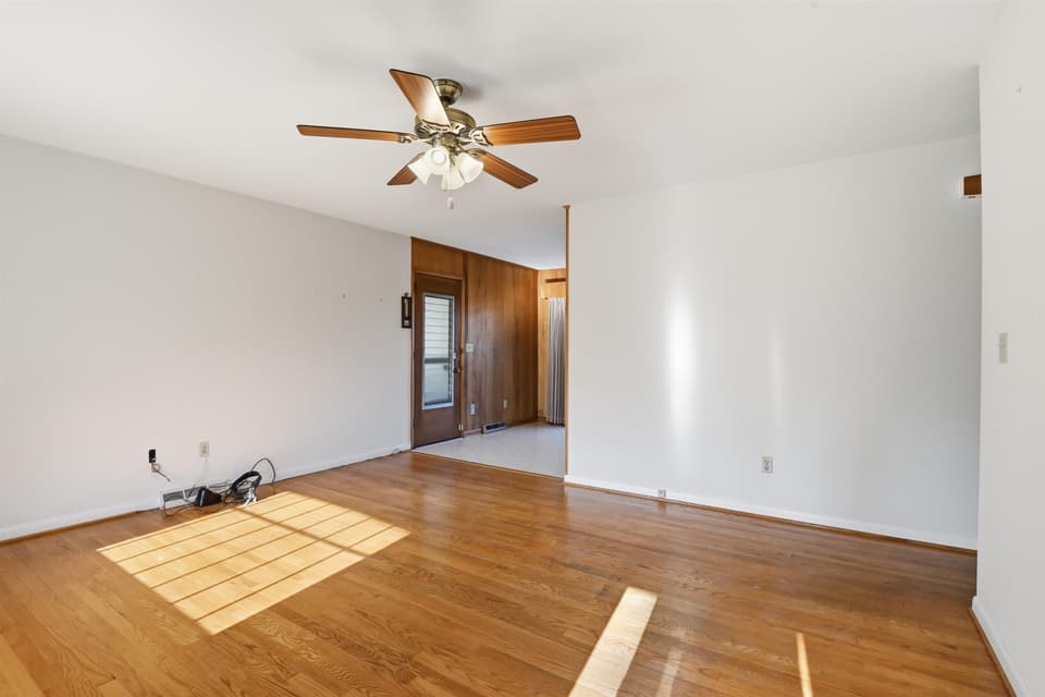 280 Cheverly Drive, photo 5 of 40