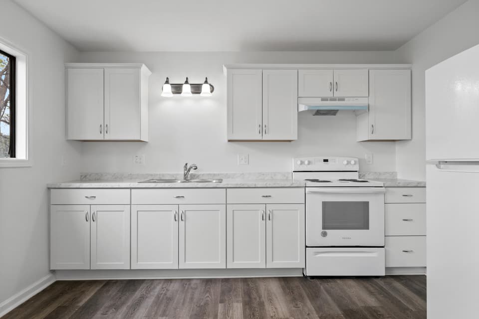130 East Street, photo 8 of 36