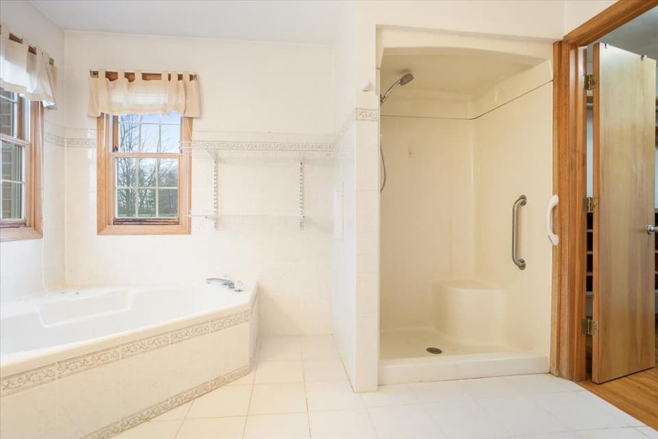 1940 Wetherburn Road, photo 34 of 40