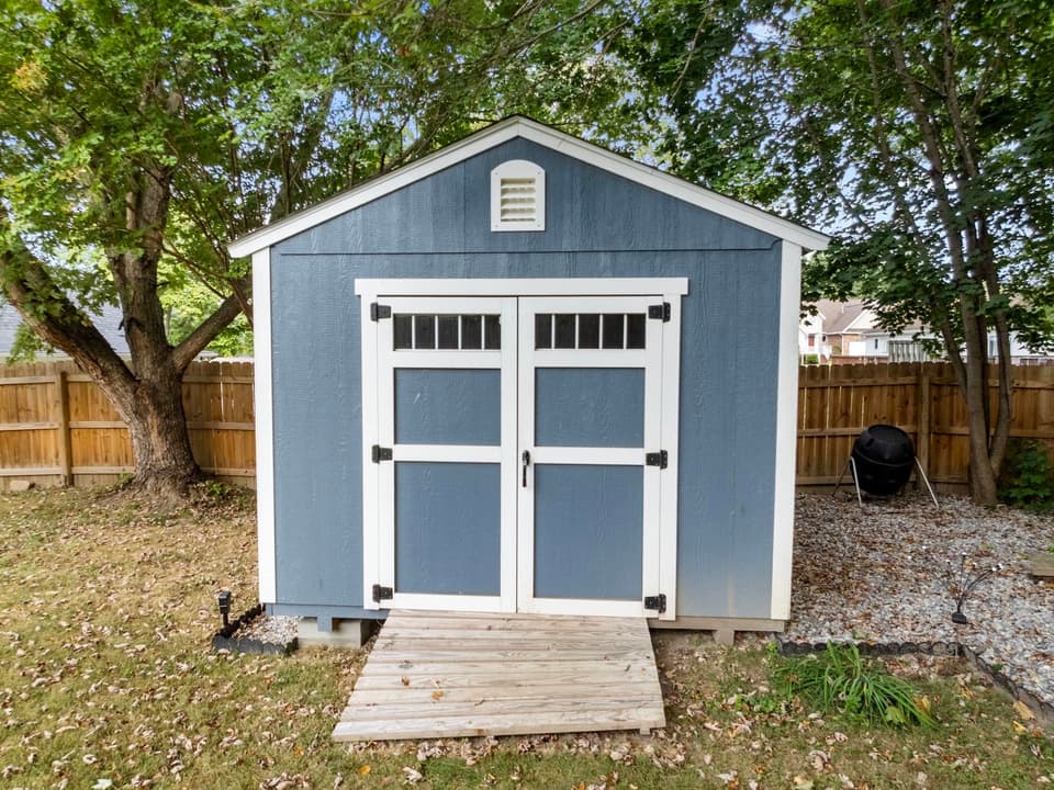 930 Harless Street, photo 17 of 40
