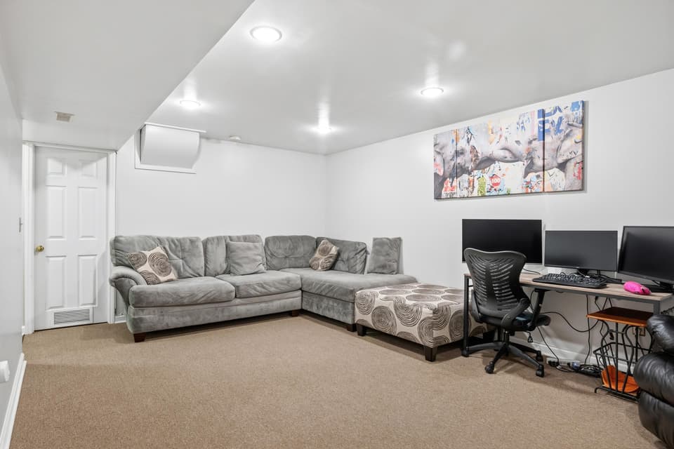 30 Johns Court, photo 36 of 40