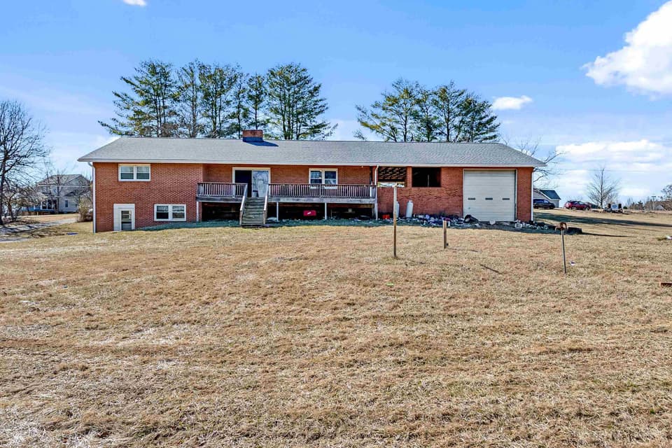 575 Stafford Drive, photo 7 of 40