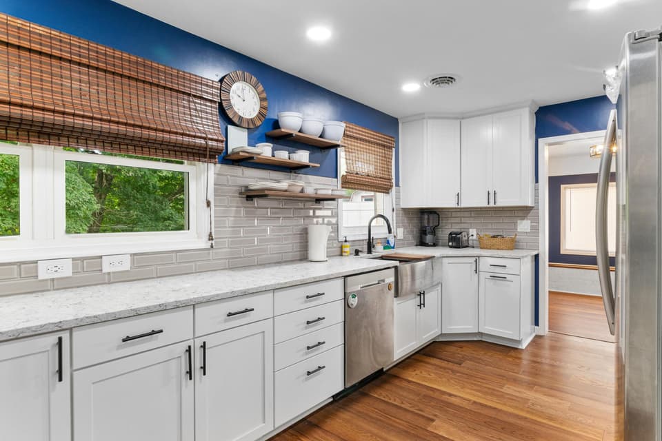 625 Betty Drive, photo 11 of 40