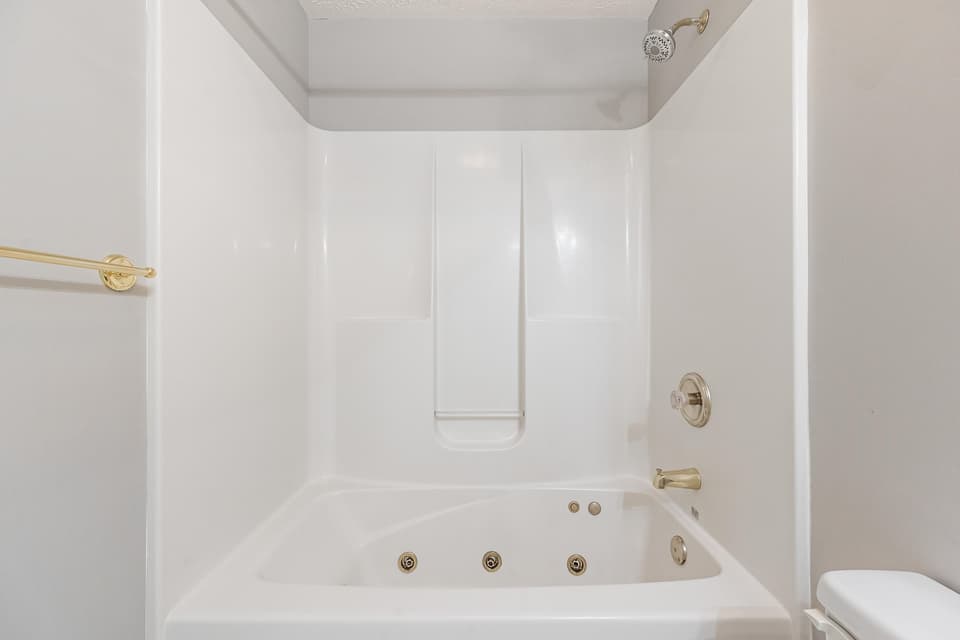 1695 Providence Boulevard, photo 25 of 31