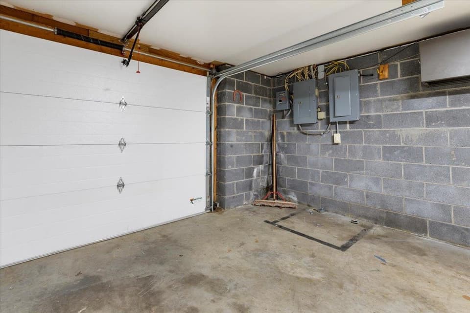 4660 Blue Heron Drive, photo 36 of 40