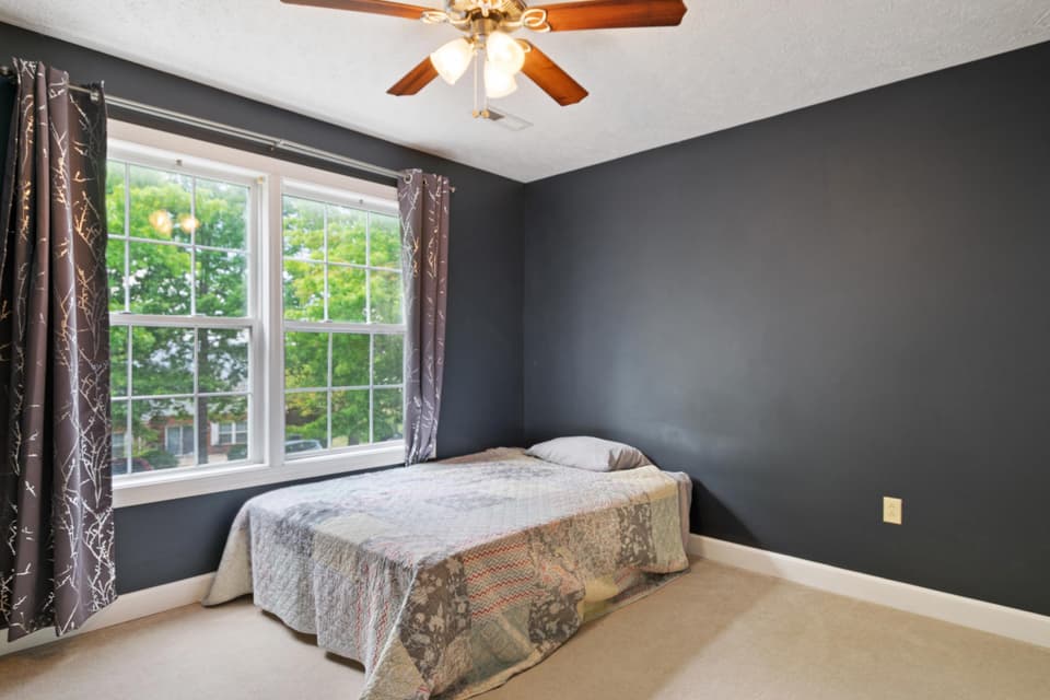 145 Gold Leaf Drive, photo 19 of 27