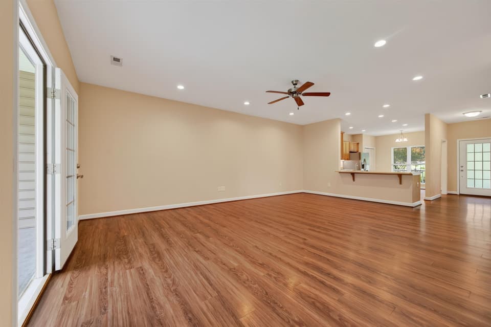 163 Walters Drive, photo 13 of 40