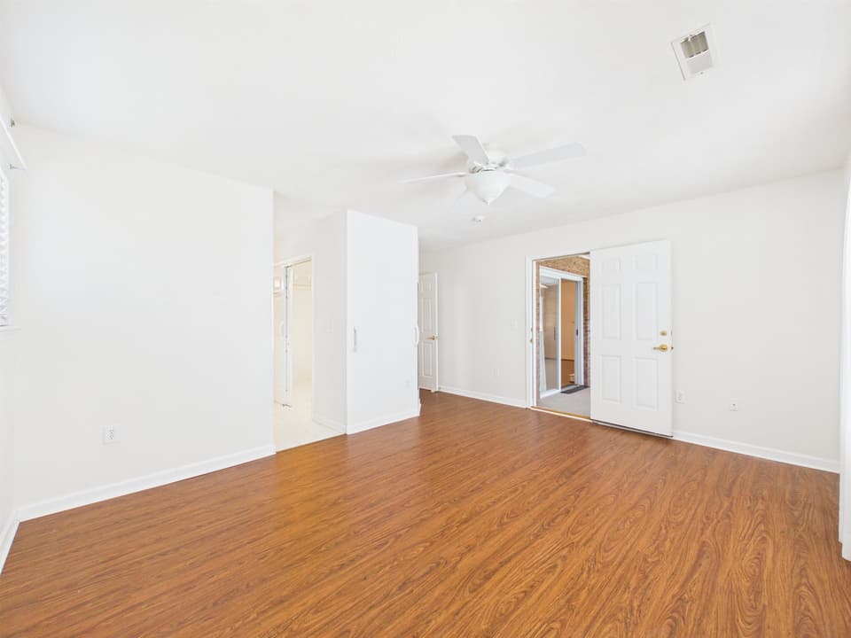 218 Wheatland Court, photo 20 of 29