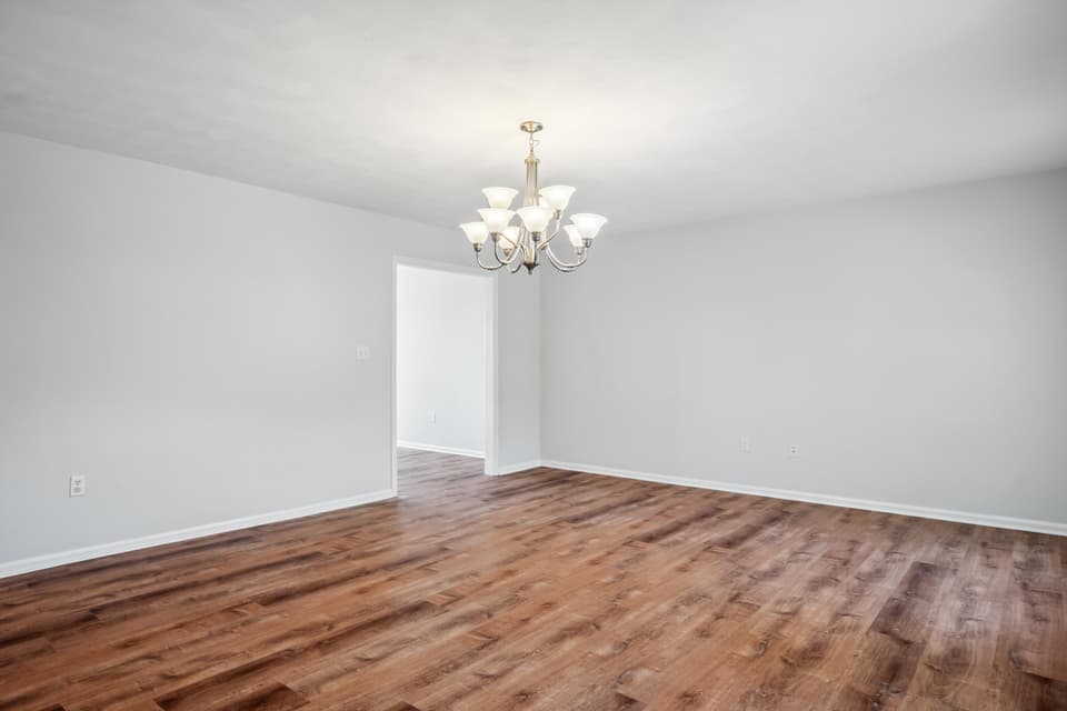 145 Wistaria Drive, photo 12 of 40