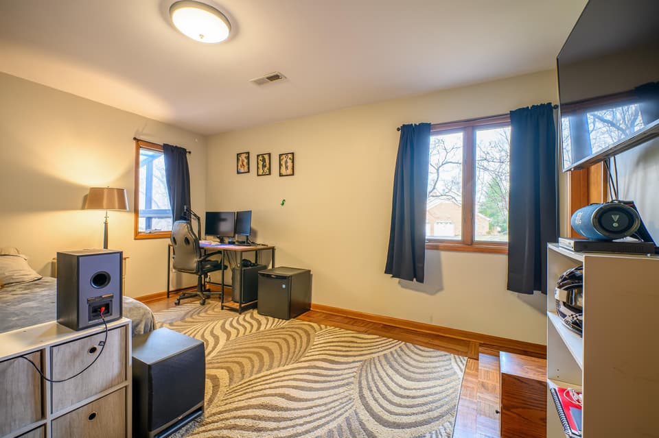 1138 Round Meadow Drive, photo 26 of 40