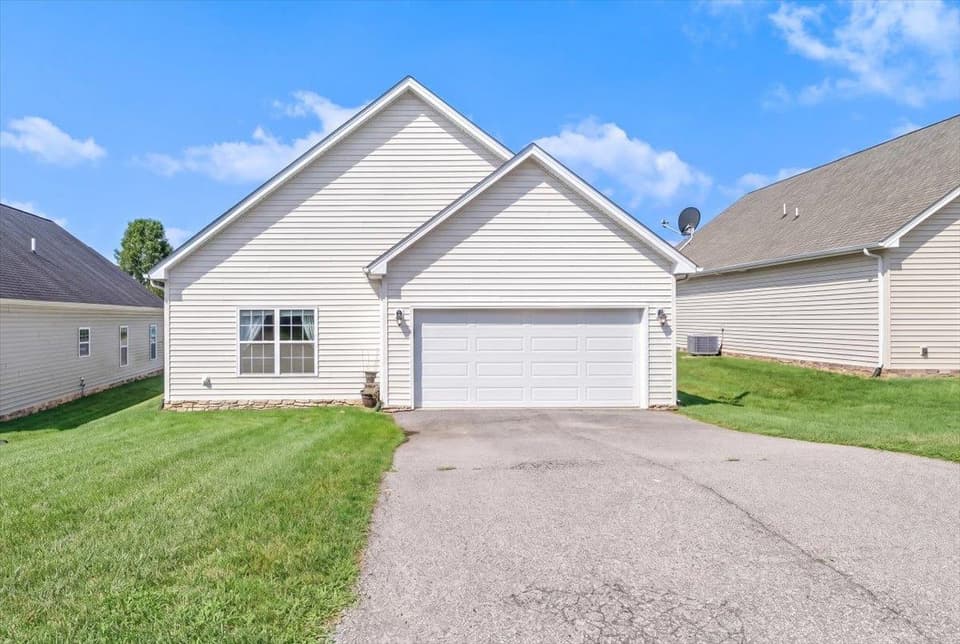 110 Roudabush Drive, photo 28 of 34