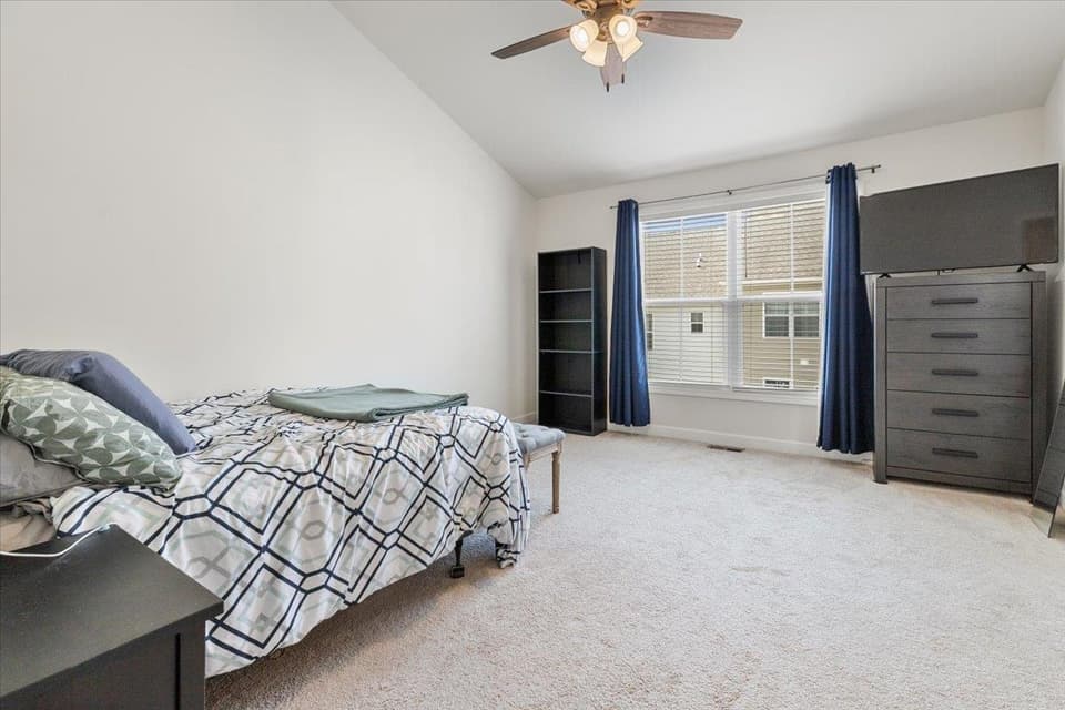 325 John Adams Drive, photo 18 of 40