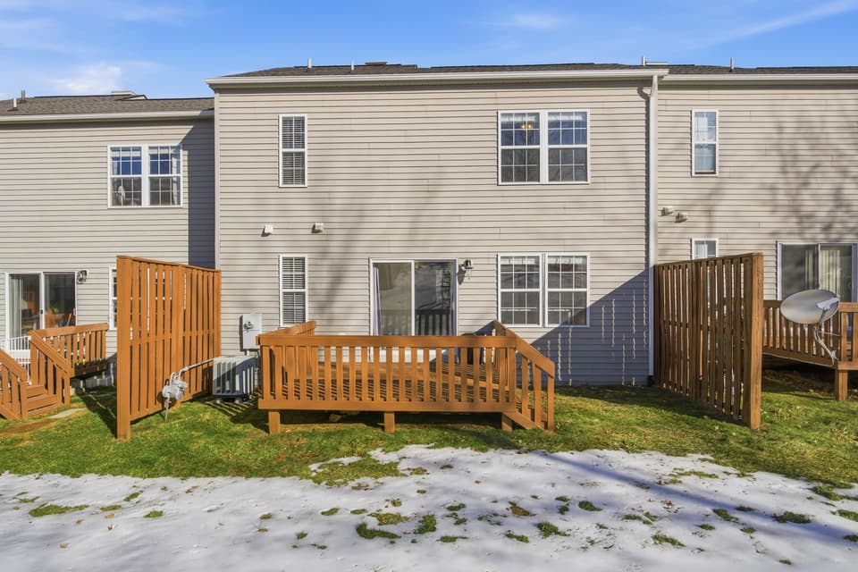 380 Oaktree Boulevard, photo 40 of 40