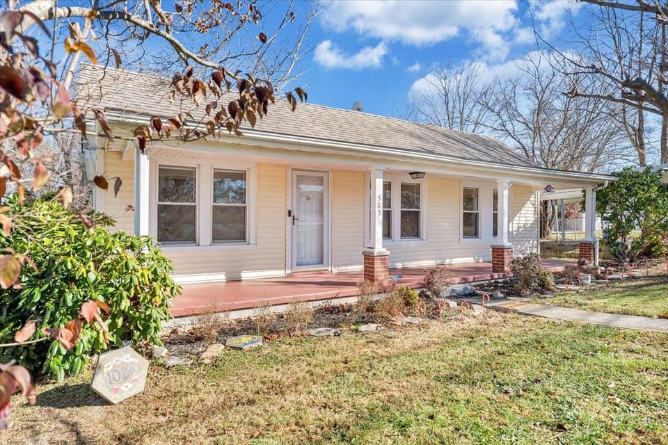 505 Republic Road, photo 2 of 40