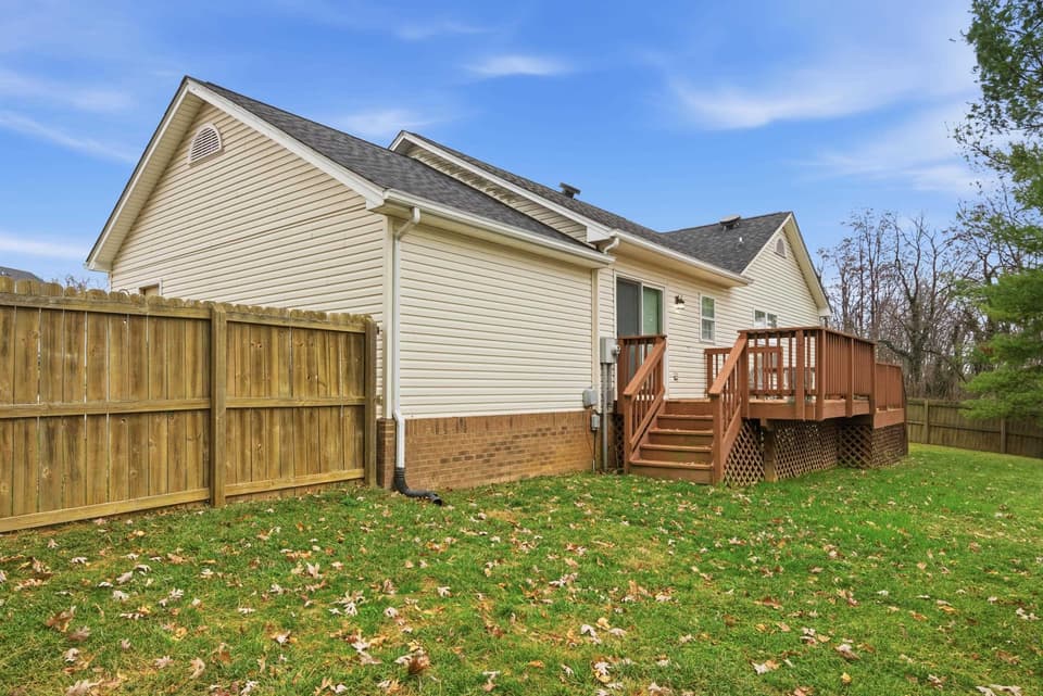 660 Warren Court, photo 26 of 29